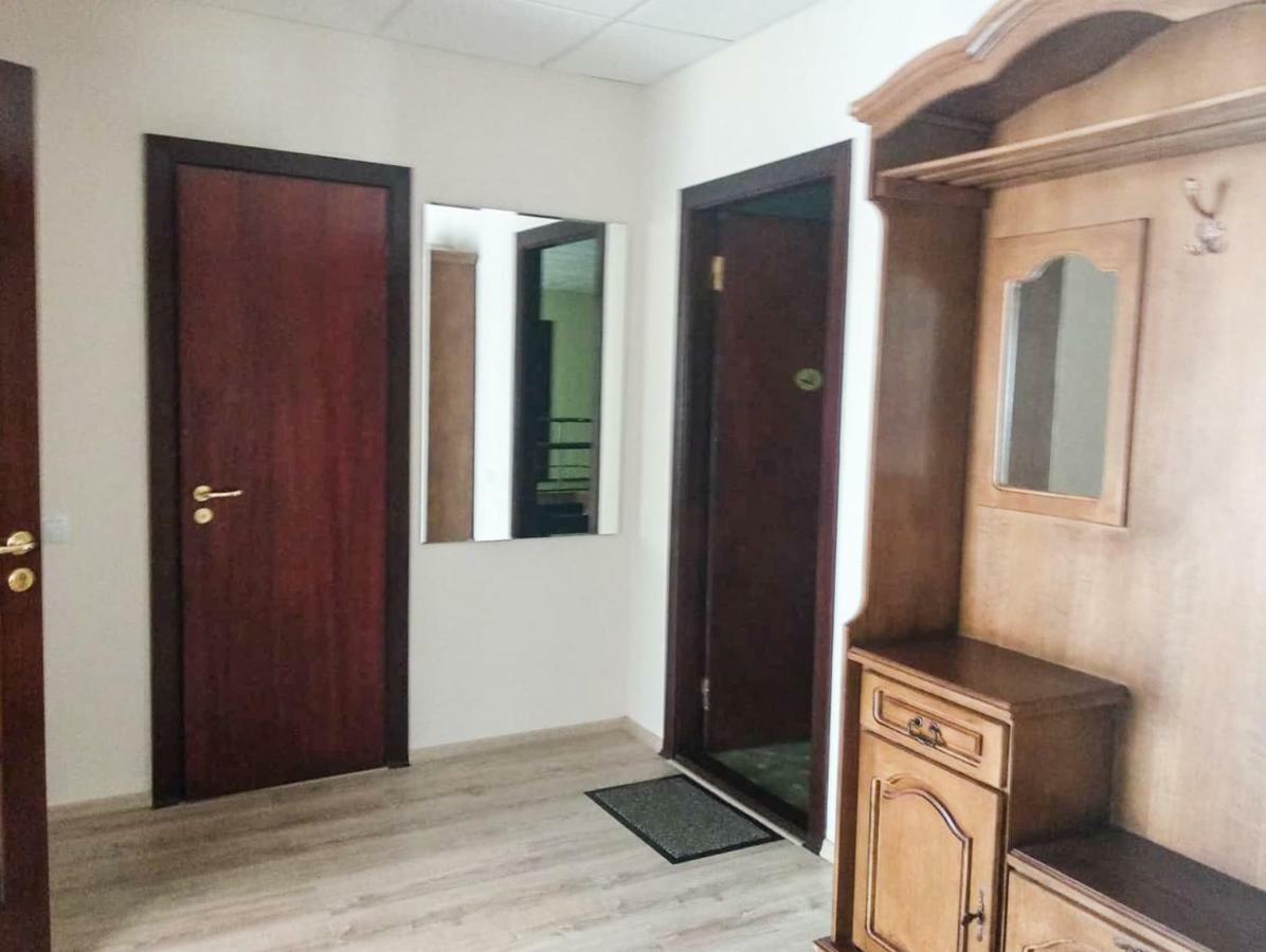 Hotel Villa Natali キシナウ エクステリア 写真